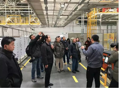 智领·跨越 中国汽车新媒体联盟走进华晨汽车，探索软硬件融合新篇章